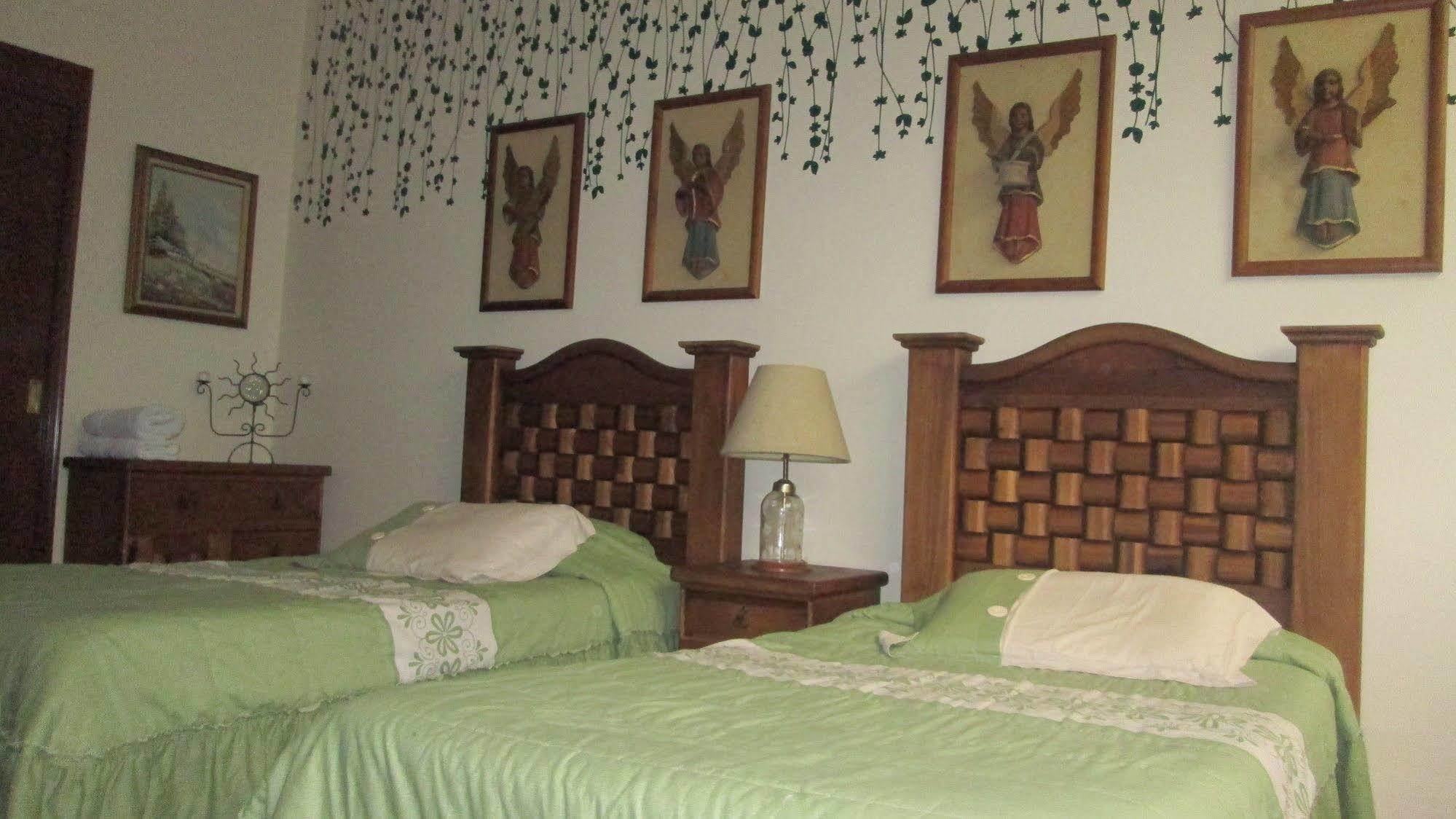 Hostal La Encantada Kota Meksiko Bagian luar foto
